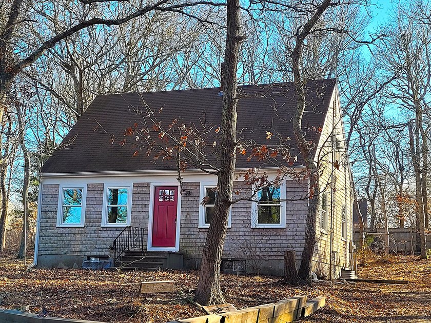 Freshly renovated Cape tucked away on a spacious 0.61 acre lot - Beach Home for sale in Dennis, Massachusetts on Beachhouse.com