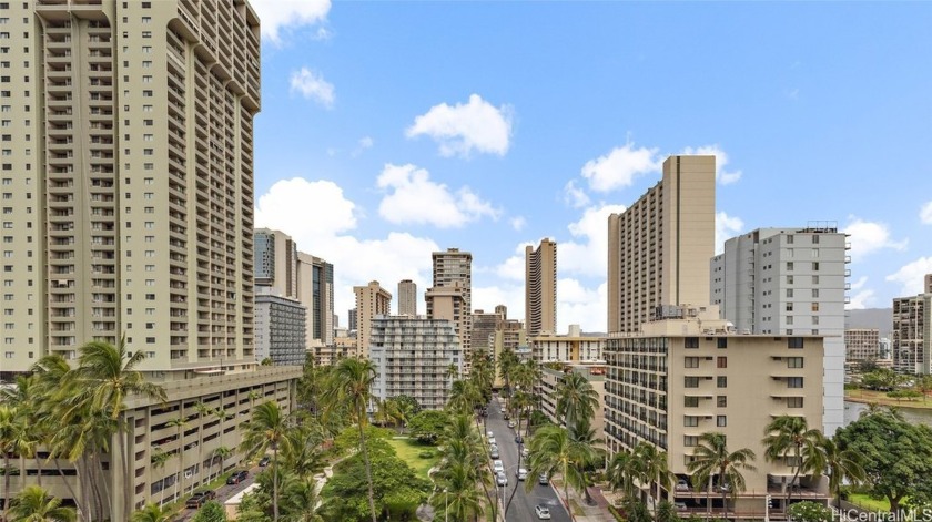 Welcome to this beautifully updated 1-bedroom, 1-bathroom condo - Beach Condo for sale in Honolulu, Hawaii on Beachhouse.com