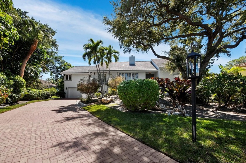 One or more photo(s) has been virtually staged. Welcome to The - Beach Home for sale in Longboat Key, Florida on Beachhouse.com