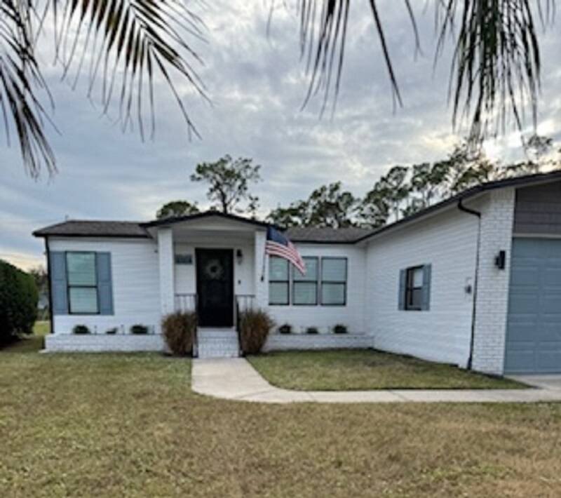 The lot rent for this home is $1,815.00/monthly.  Serene Golf - Beach Home for sale in North Fort Myers, Florida on Beachhouse.com