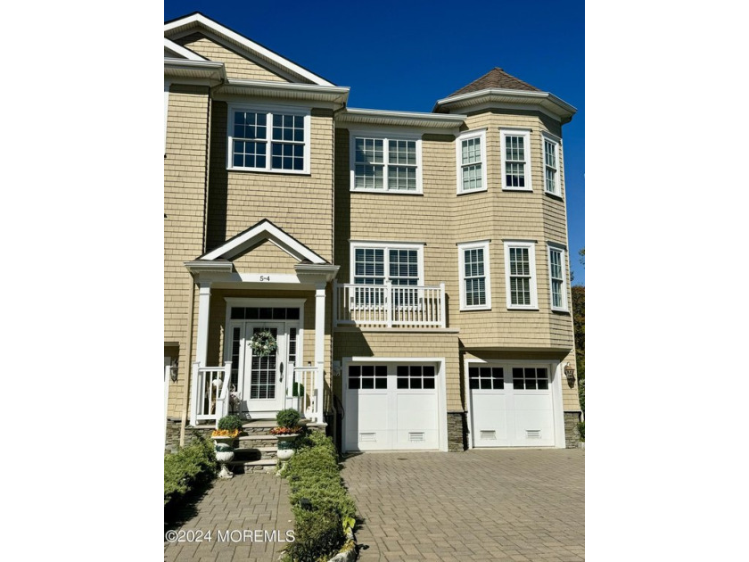 BEAUTIFULLY APPOINTED town home with ELEVATOR on an estuary of - Beach Condo for sale in Oceanport, New Jersey on Beachhouse.com