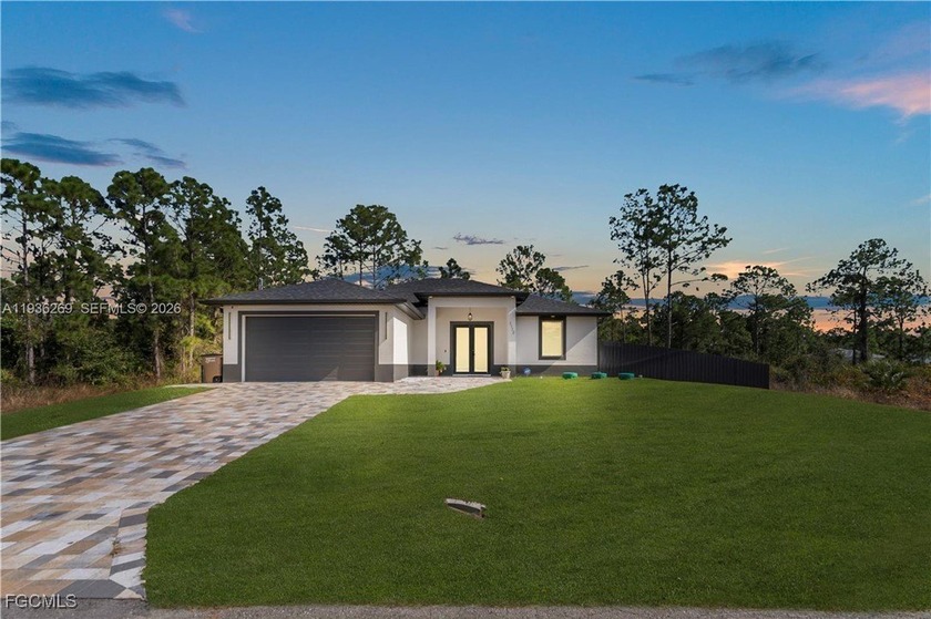 Welcome to 1112 Clark Ave in Lehigh Acres! This inviting - Beach Home for sale in Lehigh Acres, Florida on Beachhouse.com