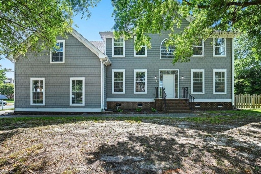 BRAND NEW KITCHEN with Updated Cabinets, Granite Countertops, & - Beach Home for sale in Suffolk, Virginia on Beachhouse.com