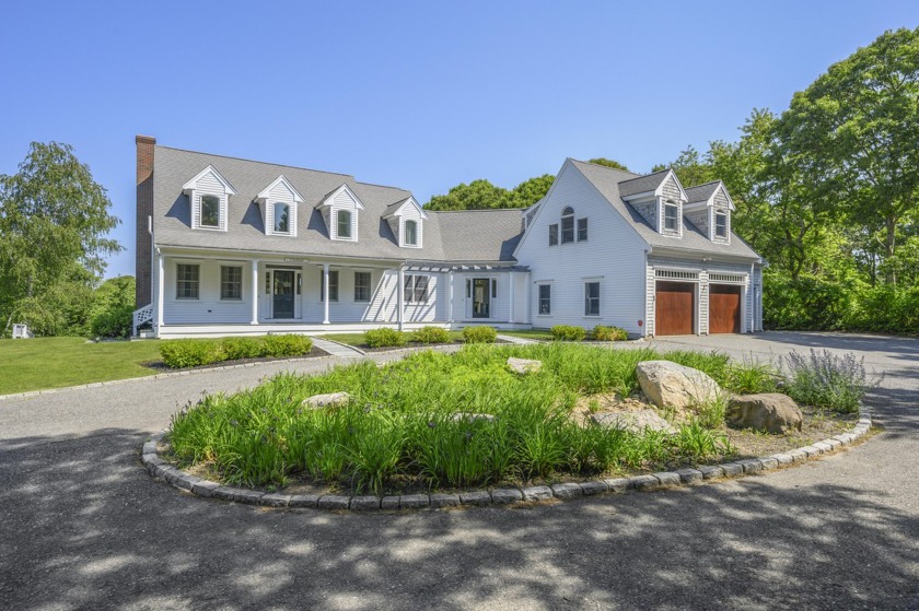 Be IMPRESSED w/this Easy Living Contemporary 5 Bedrm, 2.5 Bath - Beach Home for sale in West Barnstable, Massachusetts on Beachhouse.com