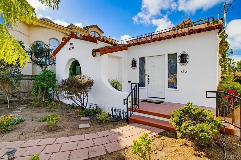 832 San Luis Rey Ave is offered at a range of $3,850,000 to $3 - Beach Home for sale in Coronado, California on Beachhouse.com