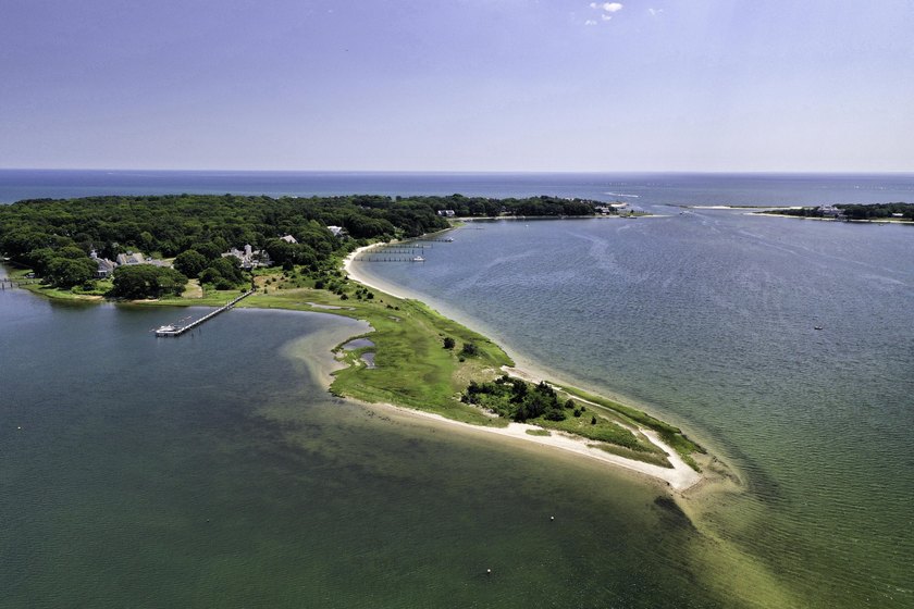 Welcome to ''Point House,'' an extraordinary 5.98-acre - Beach Home for sale in Osterville, Massachusetts on Beachhouse.com