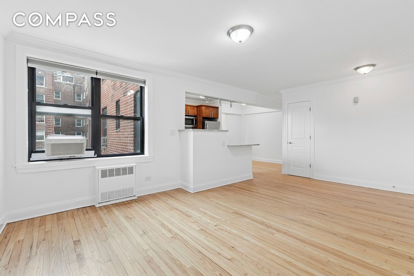 Welcome to 4501 Broadway, Apt. 4G in Hudson Heights. This bright - Beach Condo for sale in New York, New York on Beachhouse.com