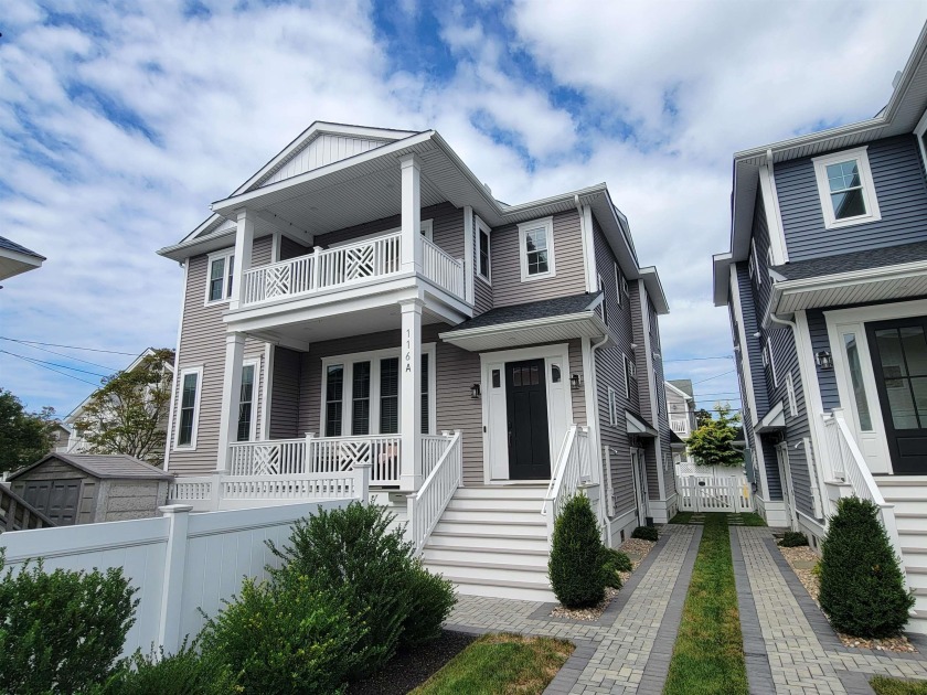 Gorgeous 2nd floor, 3 bedroom, 2.5 bath home located in the - Beach Condo for sale in Ocean City, New Jersey on Beachhouse.com