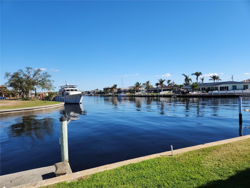 Under contract-accepting backup offers. WOW...WHAT A VIEW! This - Beach Home for sale in Punta Gorda, Florida on Beachhouse.com