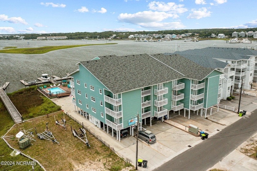 Come see this intracoastal front condo with panoramic water - Beach Condo for sale in Carolina Beach, North Carolina on Beachhouse.com