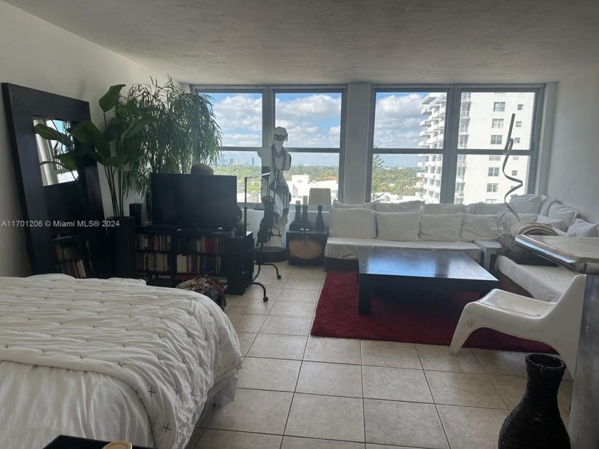 Breathtaking City Views from this spacious studio in full - Beach Condo for sale in Miami Beach, Florida on Beachhouse.com