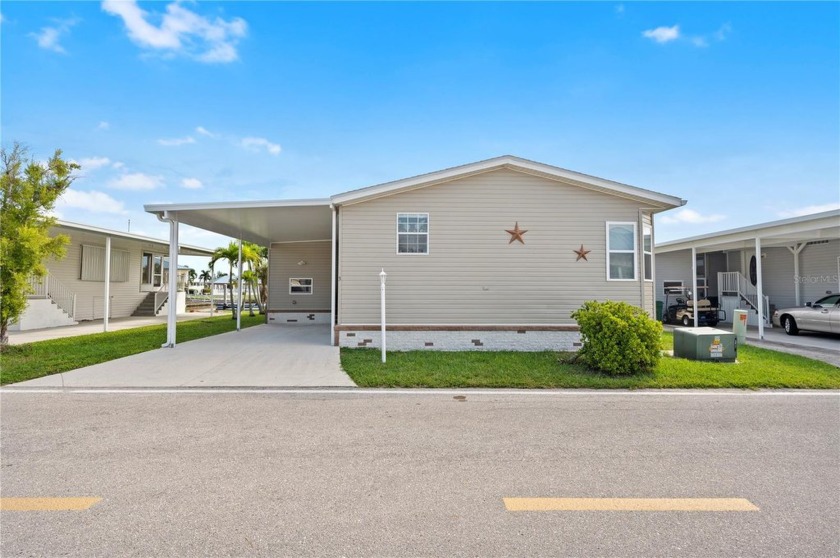 MARINA/WATERFRONT PROPERTY. Motivated Sellers and Bring All - Beach Home for sale in Punta Gorda, Florida on Beachhouse.com