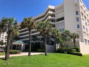Welcome home to a spacious and open fully furnished, rarely - Beach Condo for sale in Ponce Inlet, Florida on Beachhouse.com