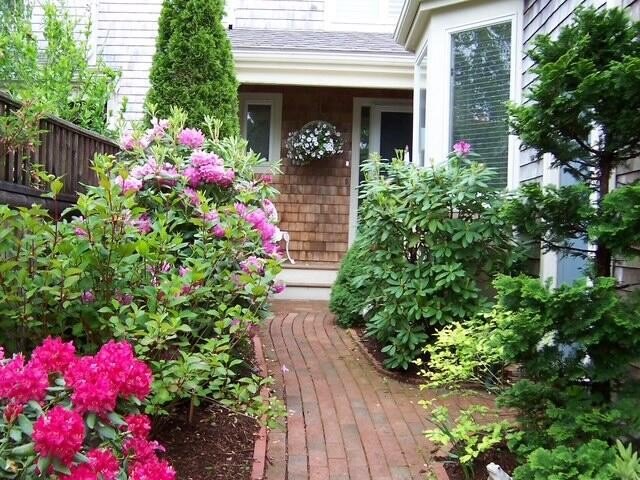 Welcome to this beautiful C unit in the highly coveted Kings Way - Beach Condo for sale in Yarmouth Port, Massachusetts on Beachhouse.com
