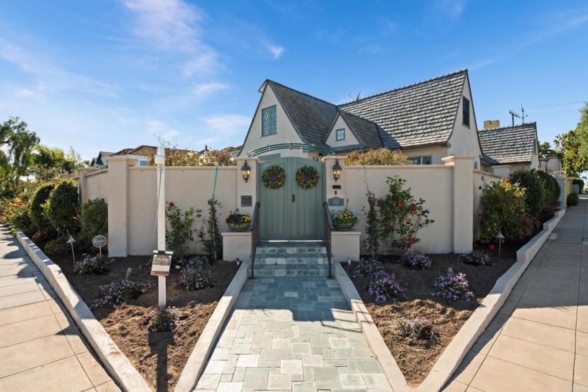 MAJOR PRICE REDUCTION*** Step into the charm of history with - Beach Home for sale in Coronado, California on Beachhouse.com