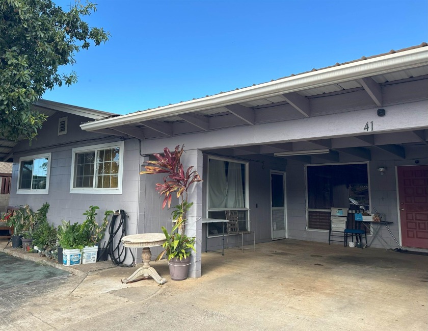 Great multi-family home centrally located in the heart of - Beach Home for sale in Kahului, Hawaii on Beachhouse.com