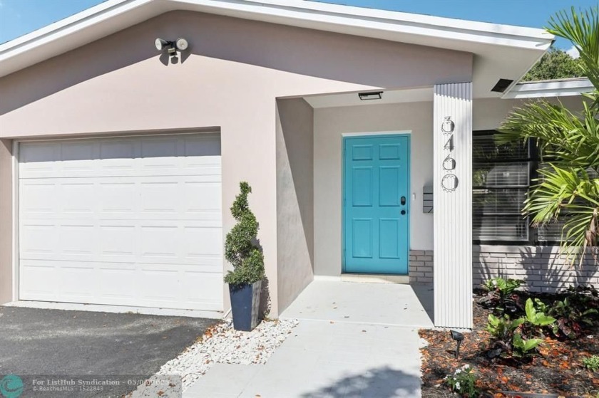 Move-in ready and close to everything! This true 3-bedroom - Beach Home for sale in Oakland Park, Florida on Beachhouse.com