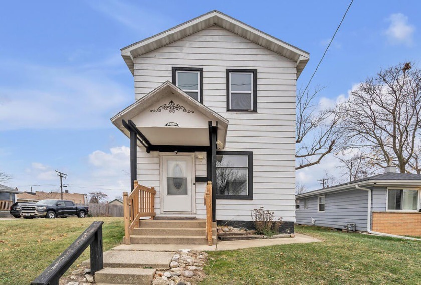 This charming updated 2-bedroom, 1-bath home is a rare find - Beach Home for sale in Racine, Wisconsin on Beachhouse.com