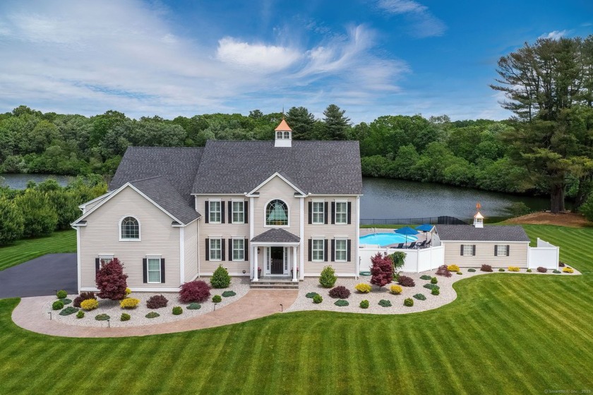 Unlike anything else on the market in Madison! This truly - Beach Home for sale in Madison, Connecticut on Beachhouse.com