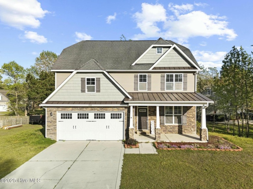 Spacious 3BR/2.5 bath with Loft on .79 Acres with WATER ACCESS - Beach Home for sale in Sneads Ferry, North Carolina on Beachhouse.com