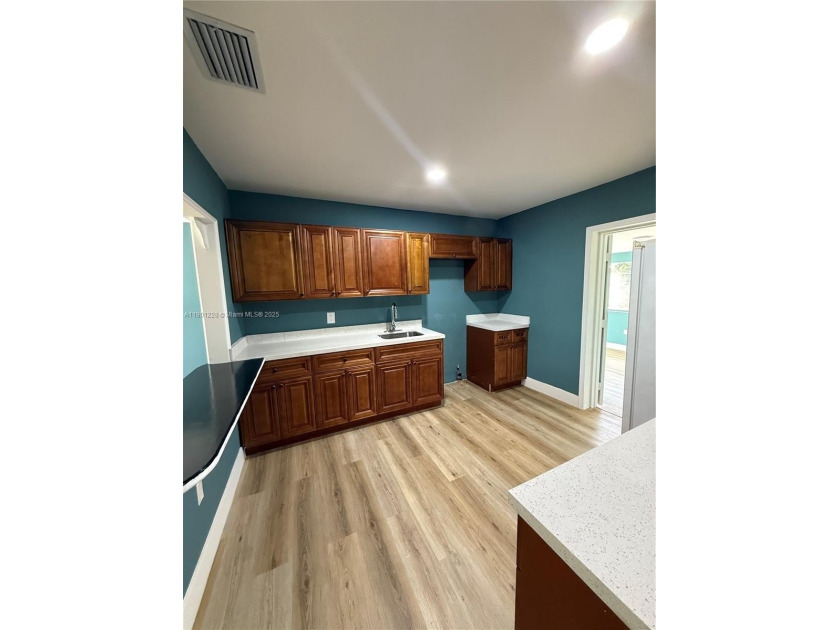 Great investment opportunity! This property sits high and dry - Beach Home for sale in Vero Beach, Florida on Beachhouse.com