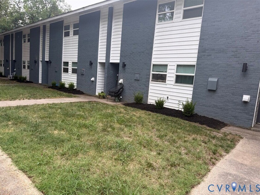 10-Unit Multi-Family Investment in Charming Downtown West Point - Beach Lot for sale in West Point, Virginia on Beachhouse.com