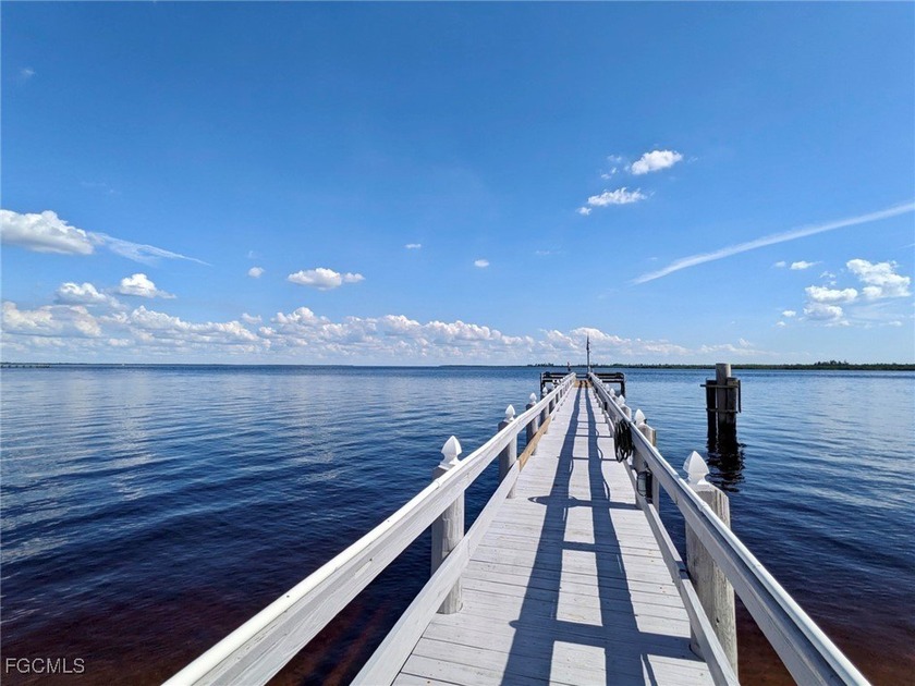 BEACH, EAT, SLEEP, REPEAT -- IT'S A LIFESTYLE! Gorgeous - Beach Condo for sale in Port Charlotte, Florida on Beachhouse.com