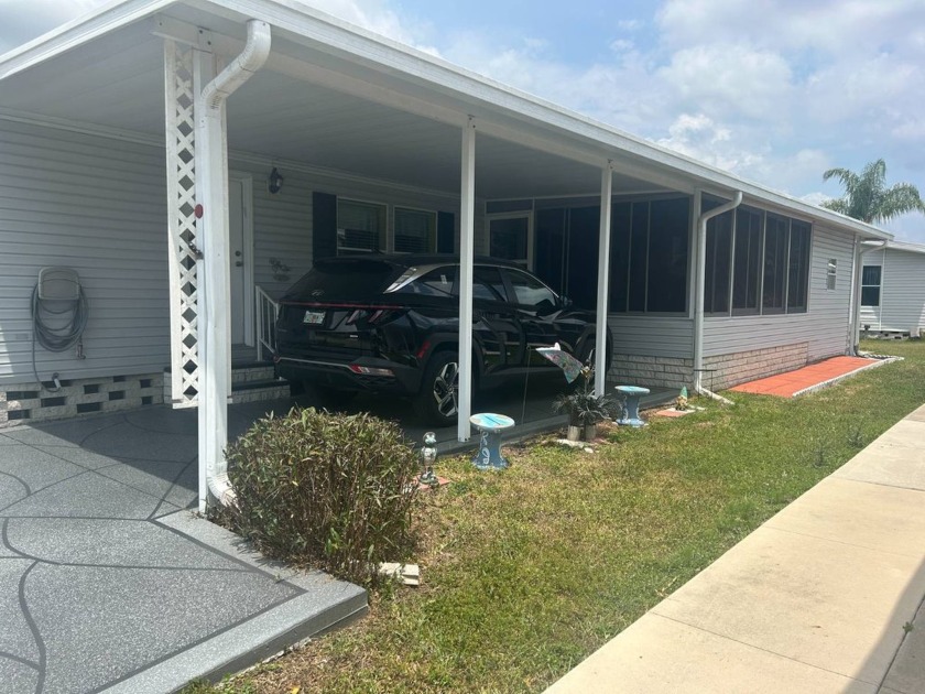 Don't be fooled by the age of this home. This 1996 Palm Harbor - Beach Home for sale in Trinity, Florida on Beachhouse.com