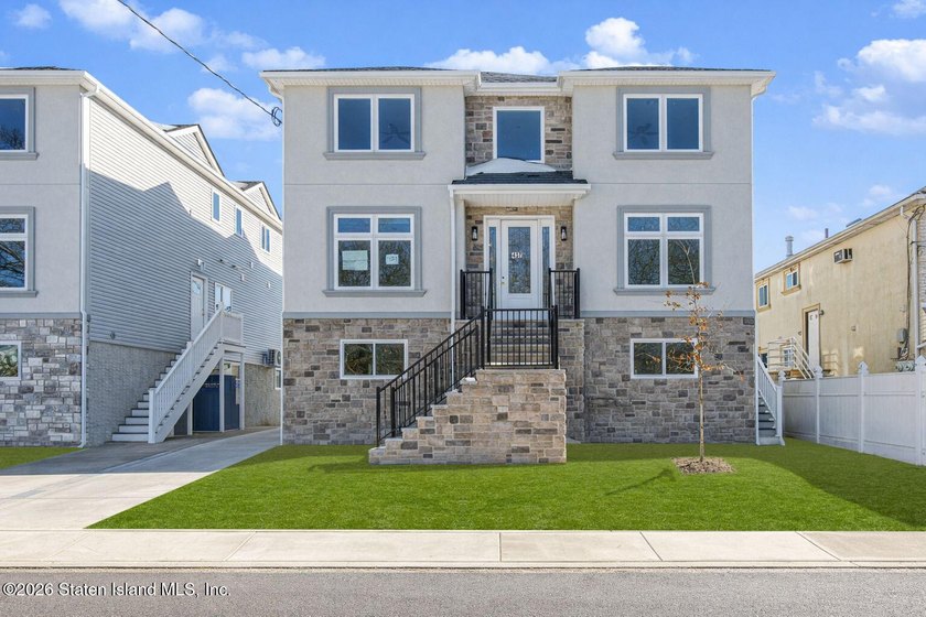 437 Brighton St. is the serene setting for this absolutely - Beach Home for sale in Staten Island, New York on Beachhouse.com
