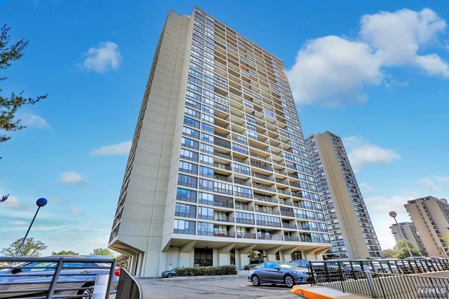 MAKE THIS YOUR HOME  Bright and airy two bedroom two bath - Beach Apartment for sale in Fort Lee, New Jersey on Beachhouse.com