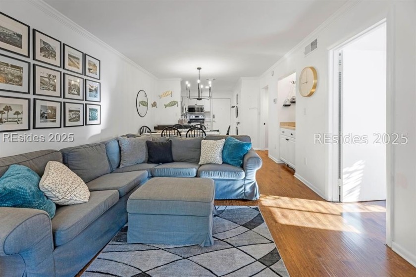 Beautifully updated and maintained top-floor, end unit with just - Beach Condo for sale in Hilton Head Island, South Carolina on Beachhouse.com