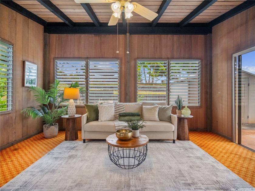 Tired of climbing stairs? Schedule a showing now. This rarely - Beach Home for sale in Pearl City, Hawaii on Beachhouse.com