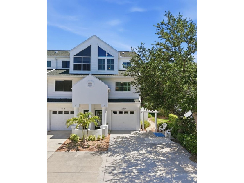 Welcome to Tara Cay Sound North Village--this beautifully - Beach Townhome/Townhouse for sale in Seminole, Florida on Beachhouse.com