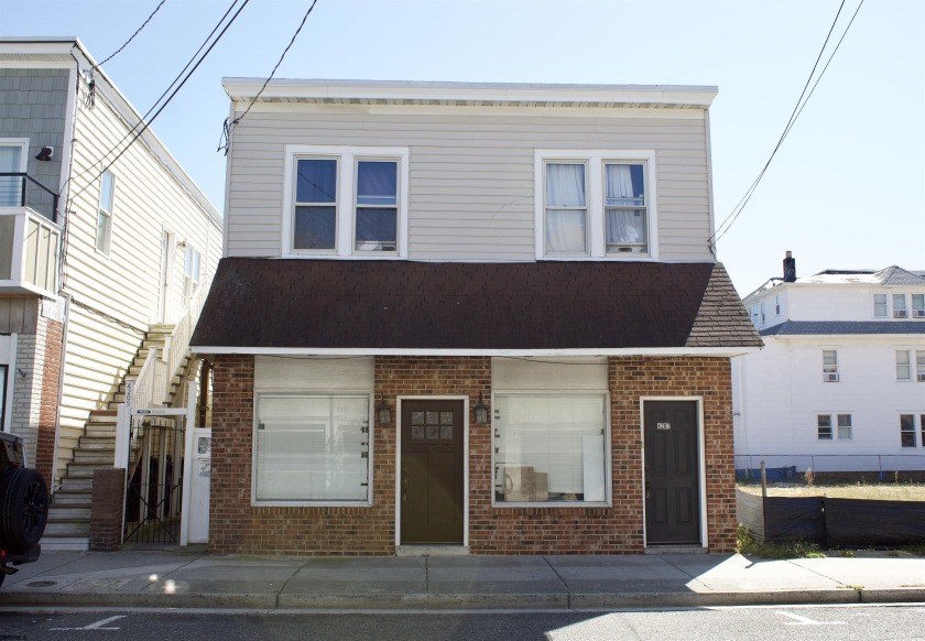 Three units for the price of one! This is a unique investment - Beach Commercial for sale in Wildwood, New Jersey on Beachhouse.com