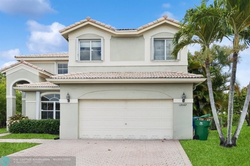 Welcome to pure elegance in Miramar! This fabulous 4-bedroom, 2 - Beach Home for sale in Miramar, Florida on Beachhouse.com