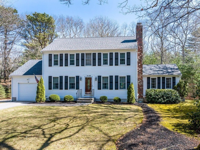 This beautiful updated Colonial home is located in a pretty - Beach Home for sale in Mashpee, Massachusetts on Beachhouse.com