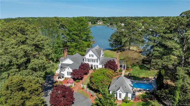 Truly exceptional! Experience the epitome of luxurious - Beach Home for sale in Yorktown, Virginia on Beachhouse.com