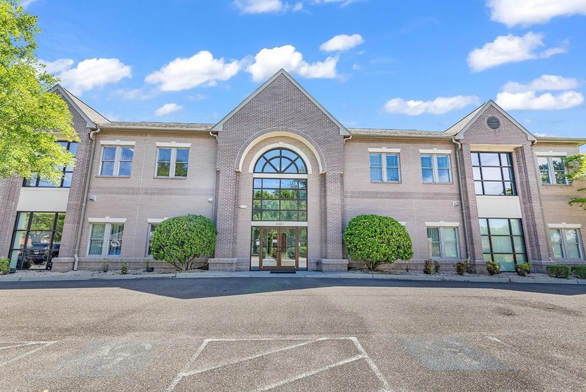Spacious Class A office suite located on the first floor of a - Beach Commercial for sale in Myrtle Beach, South Carolina on Beachhouse.com