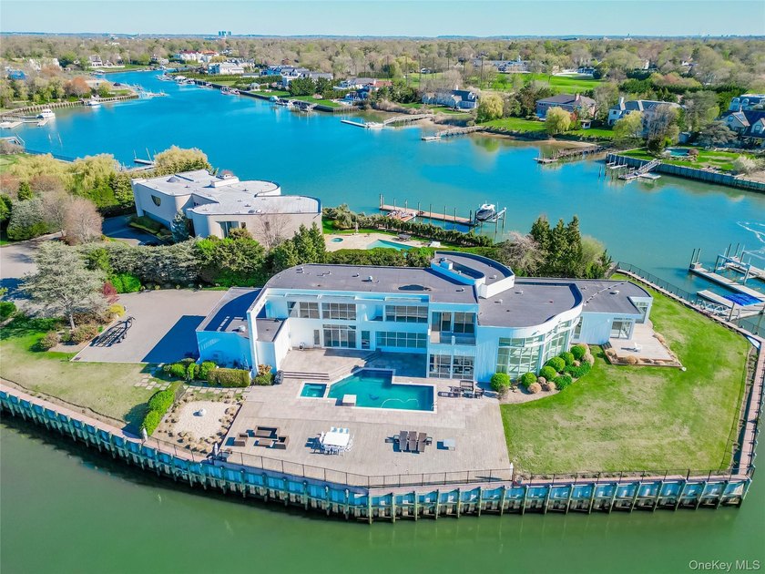 Commanding one of the most coveted positions in Hewlett Bay Park - Beach Home for sale in Hewlett Bay Park, New York on Beachhouse.com