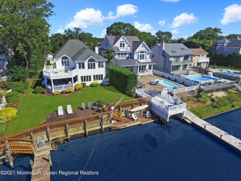 This prestigious and gated waterfront compound is set on the - Beach Home for sale in Brick, New Jersey on Beachhouse.com