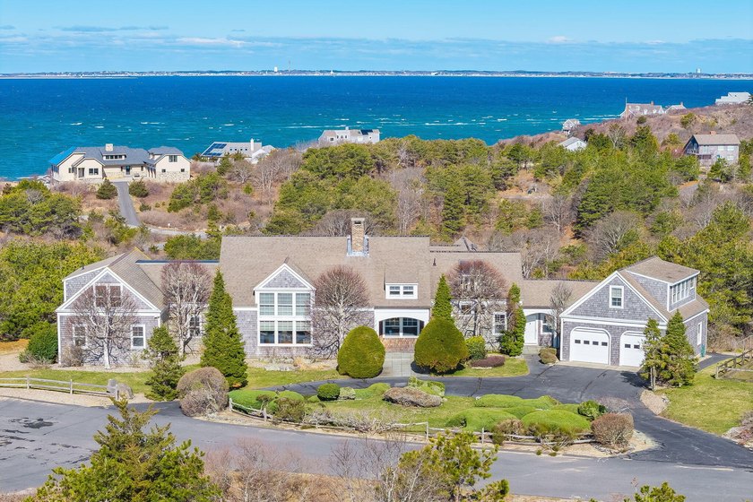 Stunning 5-bedroom Cape showcasing exceptional architectural - Beach Home for sale in Truro, Massachusetts on Beachhouse.com