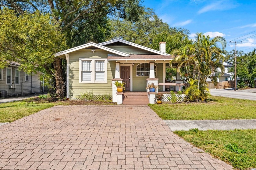 This historic Tampa bungalow is a gem located just minutes from - Beach Home for sale in Tampa, Florida on Beachhouse.com