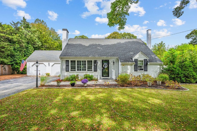 Picture-perfect Cape Cod escape in the heart of historic - Beach Home for sale in Centerville, Massachusetts on Beachhouse.com
