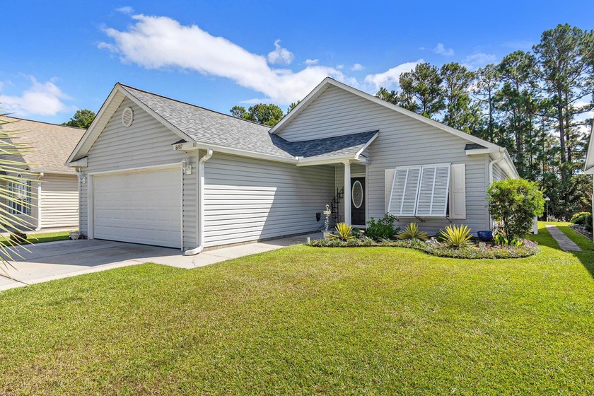 Stunningly kept 3 bedroom and 2 bathroom home in the beautiful - Beach Home for sale in Myrtle Beach, South Carolina on Beachhouse.com