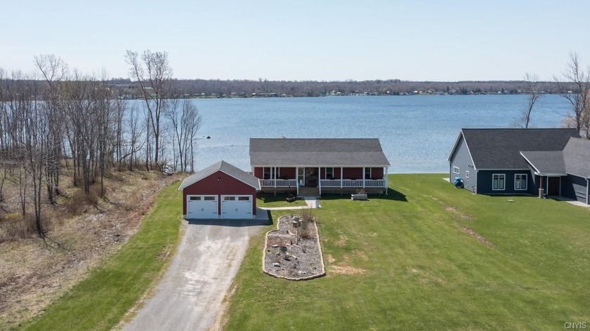 HARD TO FIND YEAR ROUND WATERFRONT!!! Come see this nearly new - Beach Home for sale in Chaumont, New York on Beachhouse.com