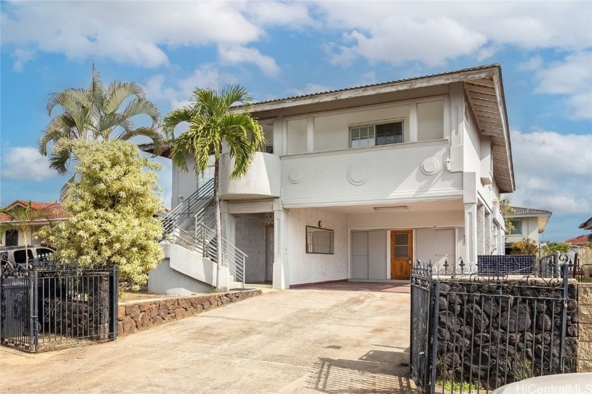 Recently Appraised at $1.3M  Offered with a $25K Seller Credit! - Beach Home for sale in Waipahu, Hawaii on Beachhouse.com