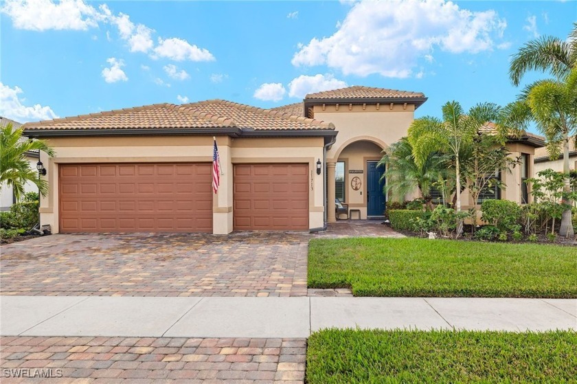 This wonderful PINNACLE plan pool home offers the perfect blend - Beach Home for sale in Fort Myers, Florida on Beachhouse.com