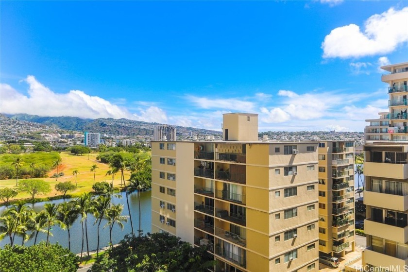 Very secured building located in the heart of Waikiki, close to - Beach Condo for sale in Honolulu, Hawaii on Beachhouse.com