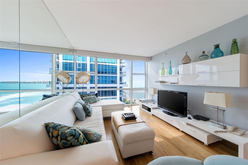 Stunningly finished, furnished, and beautifully upgraded unit - Beach Condo for sale in Miami Beach, Florida on Beachhouse.com