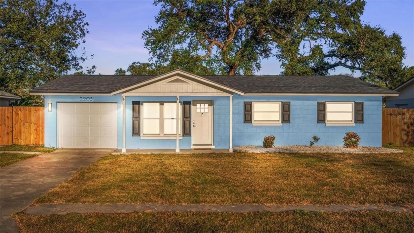 Beautifully Renovated 4-Bedroom Home Less Than 5 Miles from the - Beach Home for sale in South Daytona, Florida on Beachhouse.com